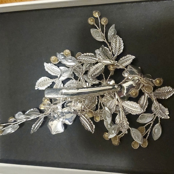 Bride Rhinestone headpiece - Picture 3 of 4